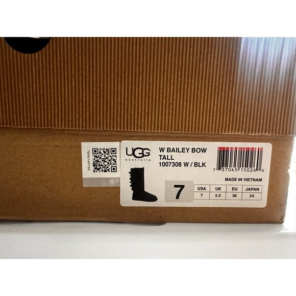 UGG black Bailey Bow tall suede and sheepskin boots size 7 - Picture 3 of 7